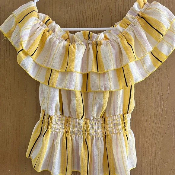 Yellow Striped Ruffle Top - Picture 2 of 2